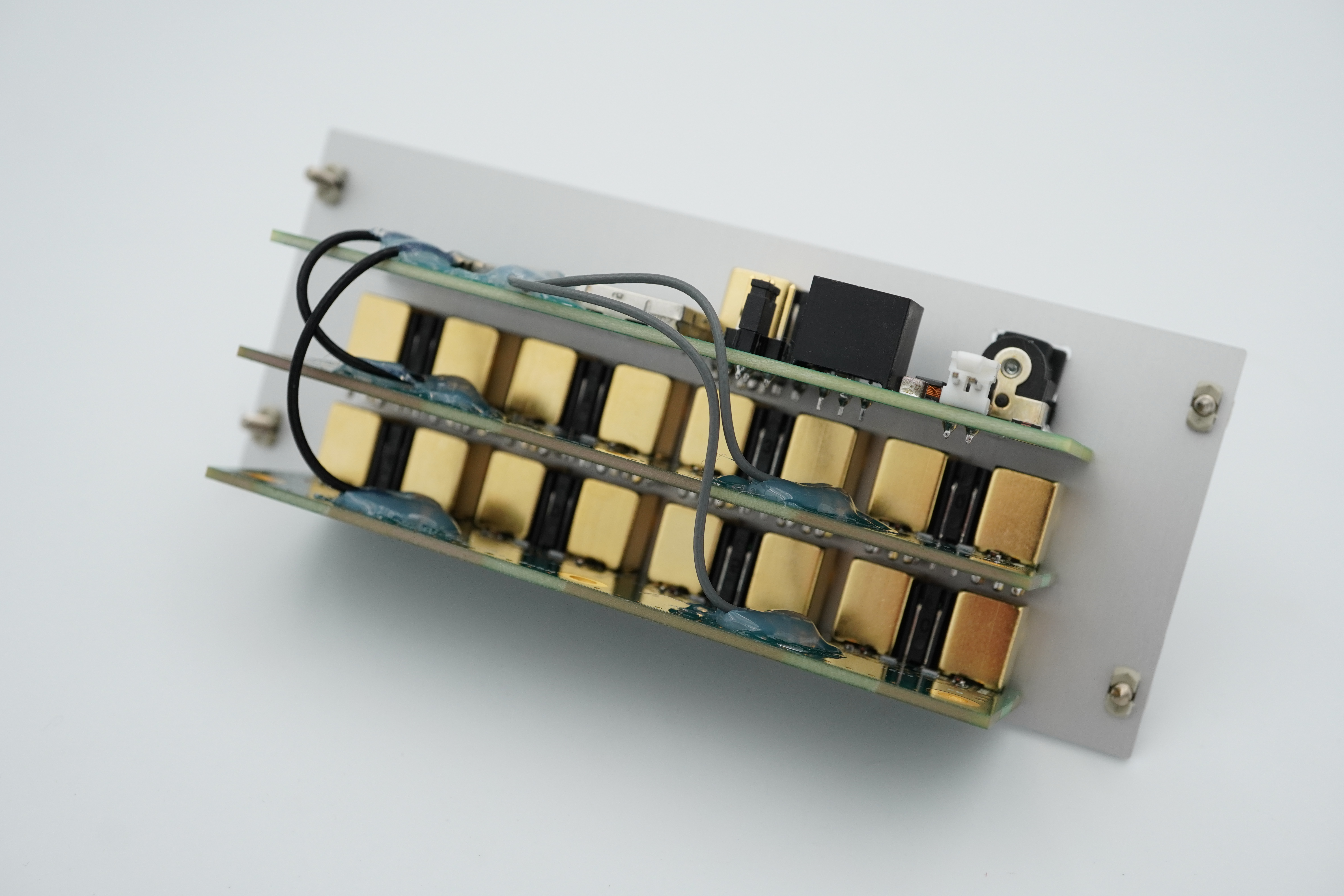 16-channel GPS antenna splitter
